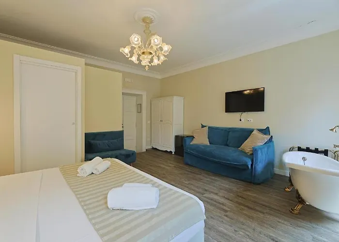 Art House Relais56 Luxury Piazza Di Spagna Rom
