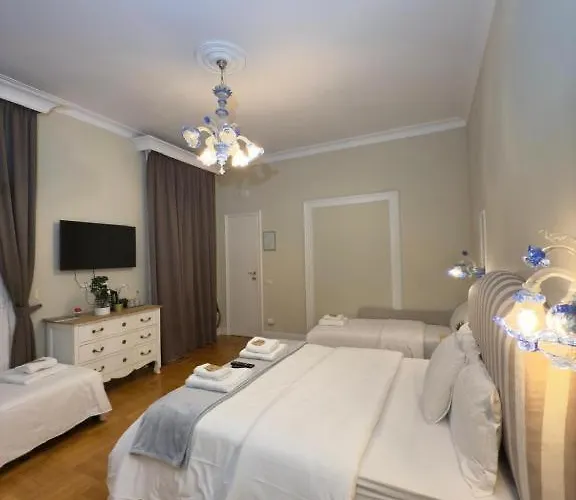 Gasthof Art House Relais56 Luxury Piazza Di Spagna